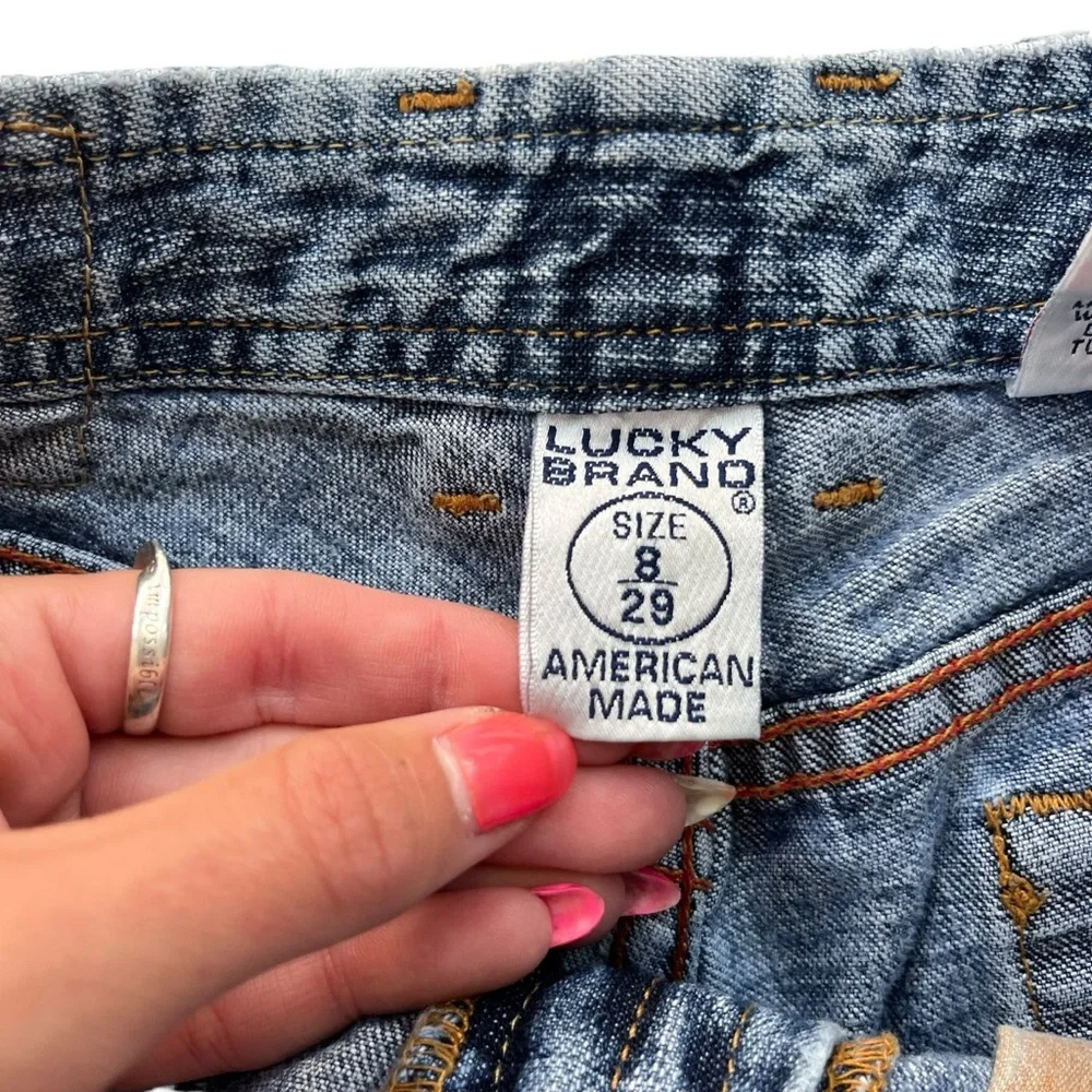 Lucky Brand Women’s 8, W29 Light Wash Denim Vintage Dungarees Wonder Jean Shorts